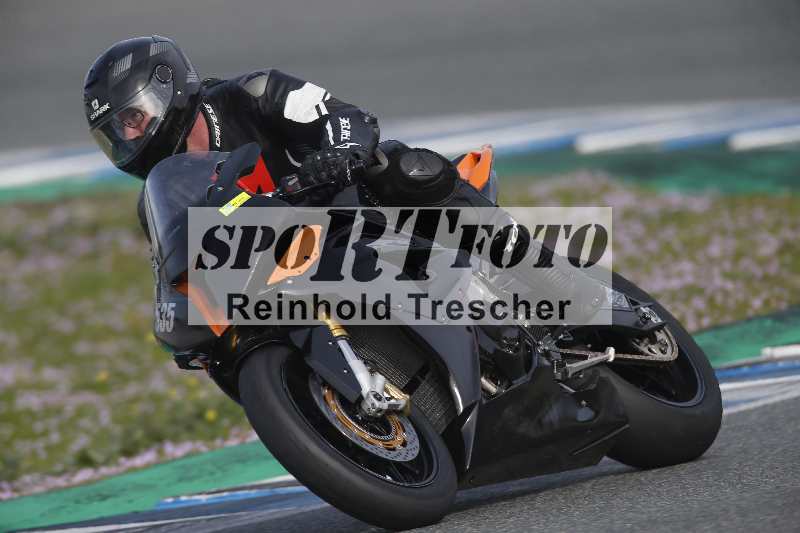 /Archiv-2024/01 26.-28.01.2024 Moto Center Thun Jerez/Gruppe gruen-green/535